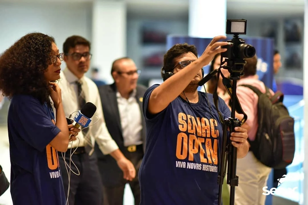 Equipe de vídeo do Senac Open em cobertura.